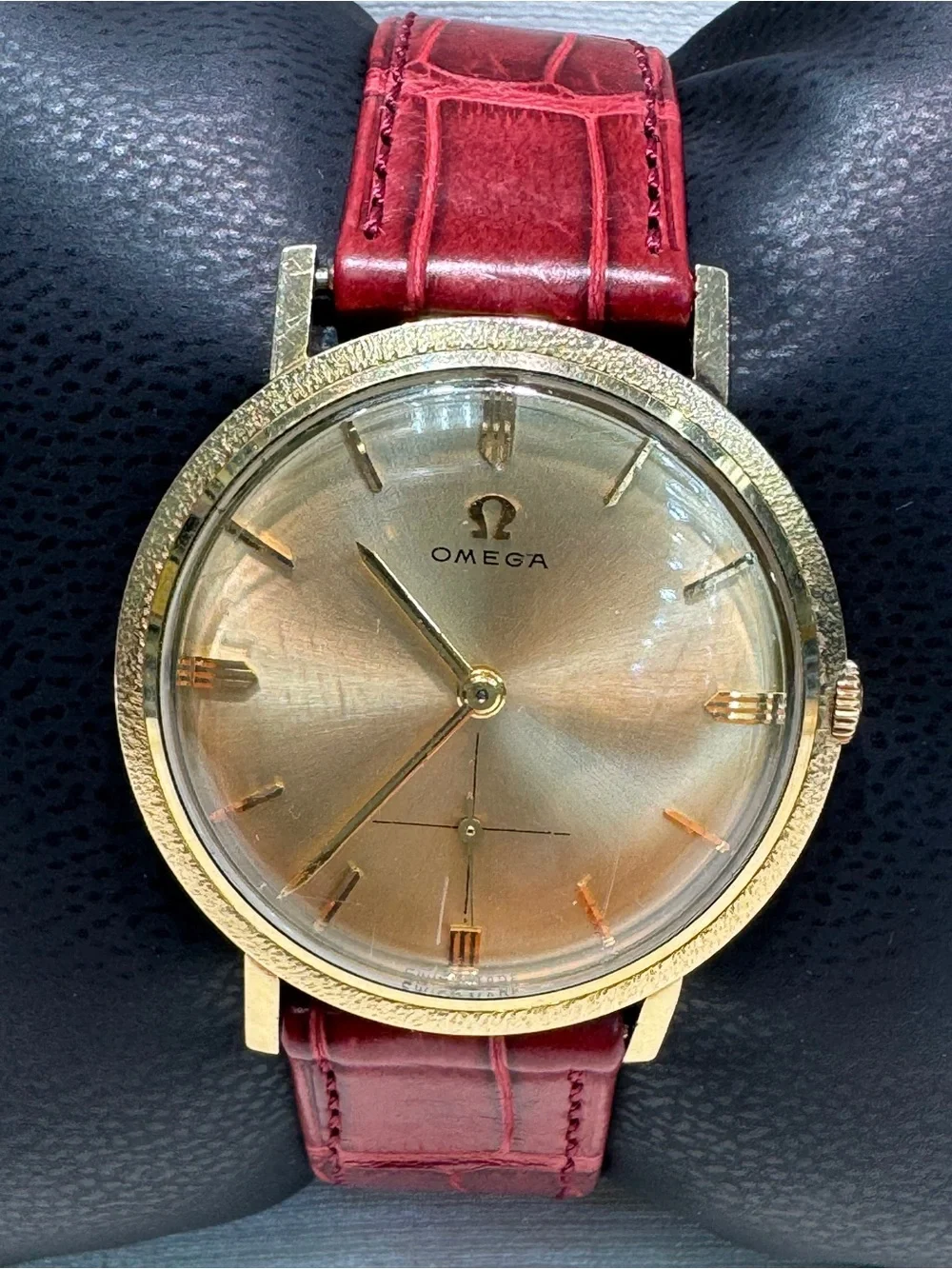 Omega Watch 33mm Vintage yellow Gold Omega Watch
